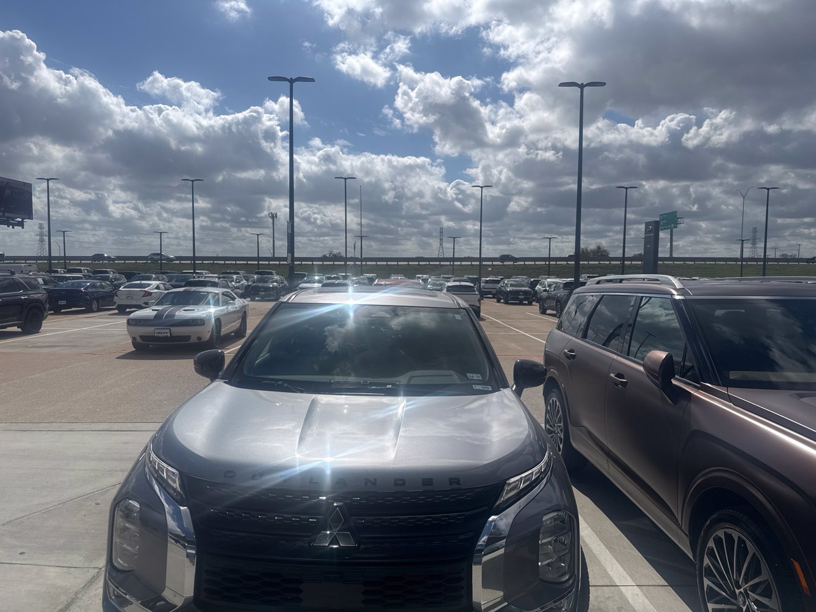 Used 2022 Mitsubishi Outlander SEL Black Edition FWD image 2