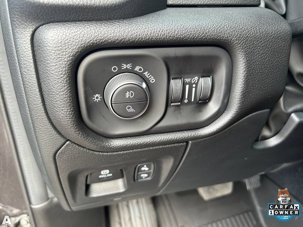Certified 2026 RAM 1500 Laramie w/ Sport Appearance Package AWD/4WD image 27