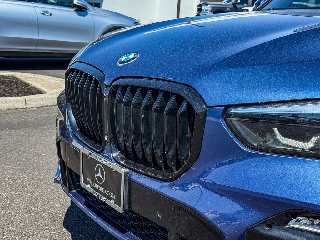 Used 2021 BMW X5 xDrive40i w/ M Sport Package AWD/4WD image 3