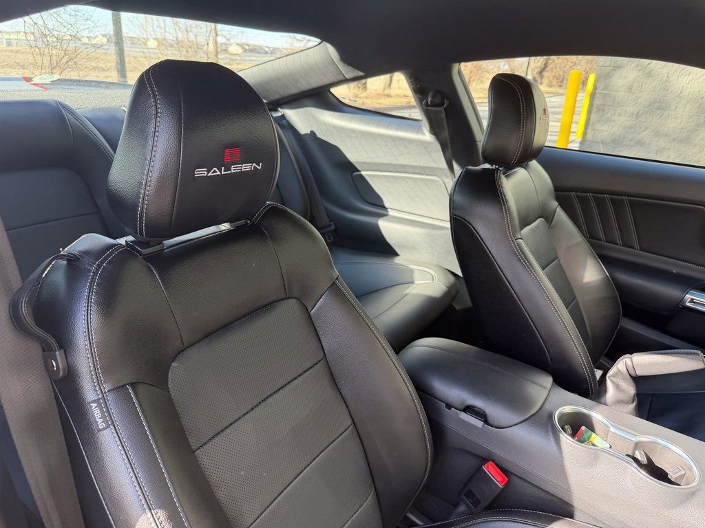 Used 2022 Ford Mustang GT Premium image 19