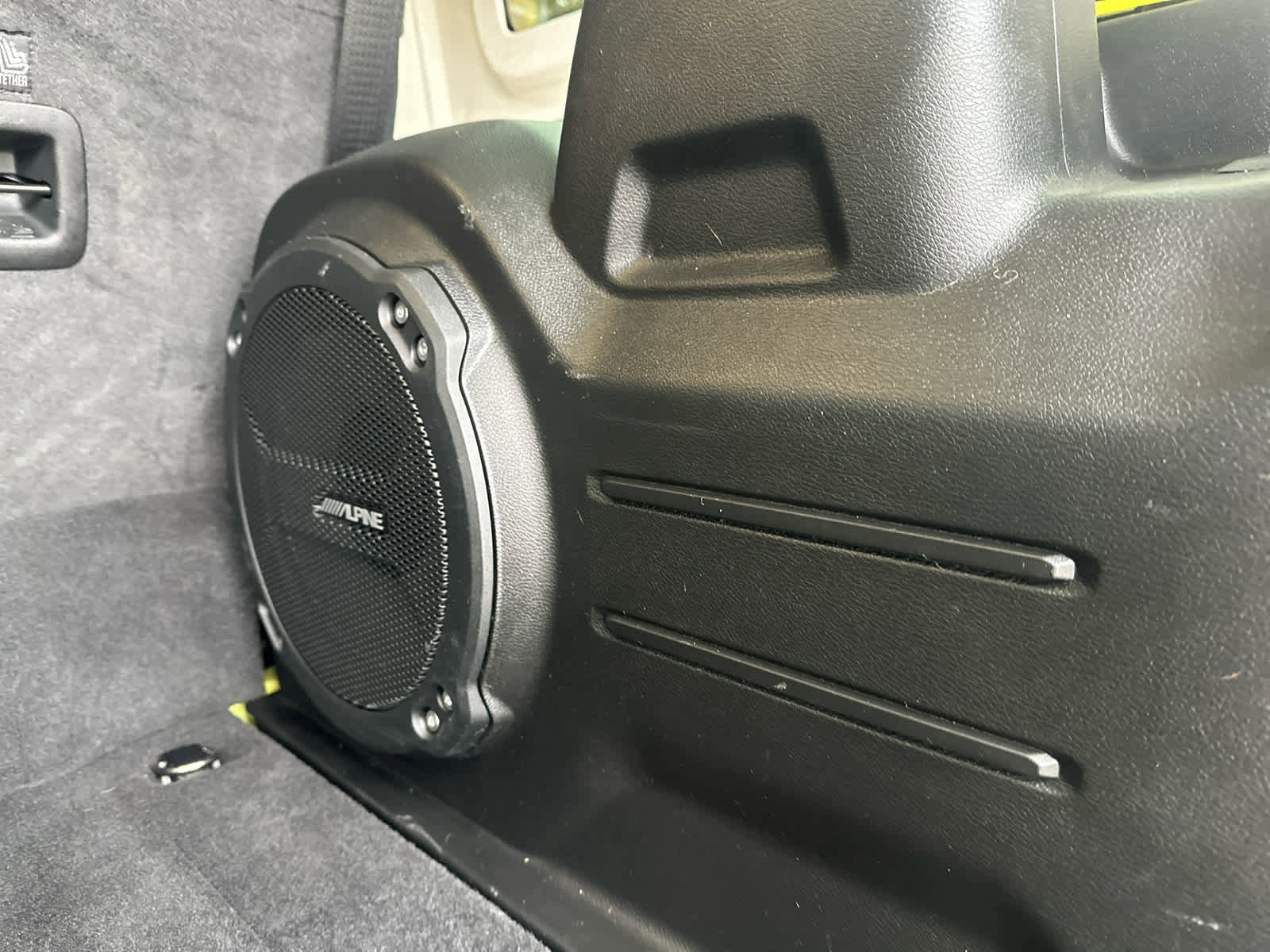 Used 2023 Jeep Wrangler Unlimited w/ Cold Weather Group image 34