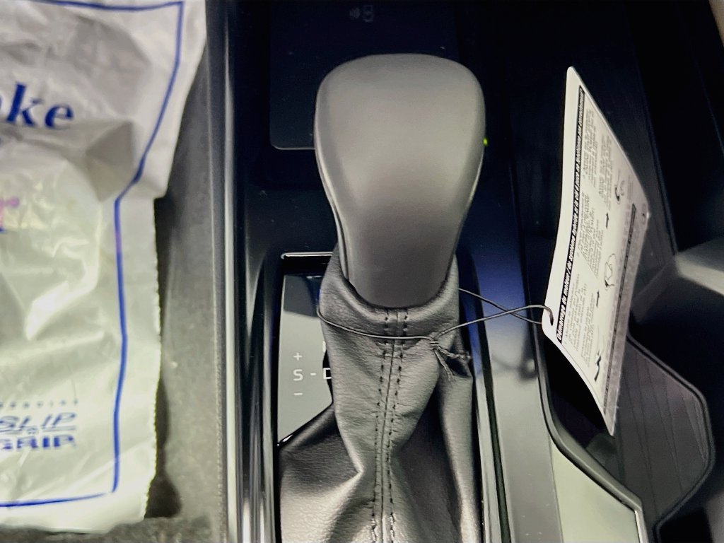Used 2025 Toyota Camry SE FWD image 21