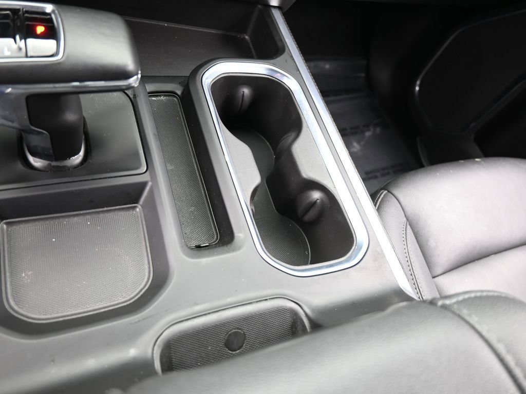 Used 2024 Chevrolet Silverado 1500 LT Trail Boss w/ LT Trail Boss Premium Package image 32