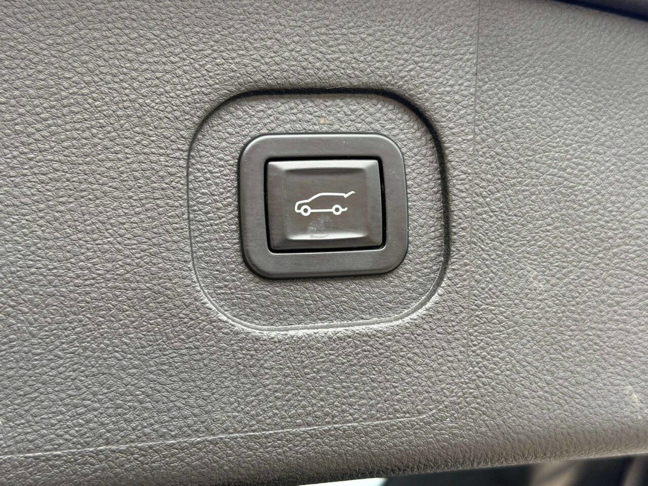Used 2014 GMC Terrain Denali w/ LPO, Protection Package AWD/4WD image 11
