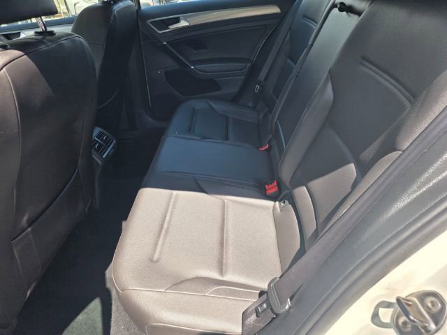 Used 2015 Volkswagen Golf S FWD image 24