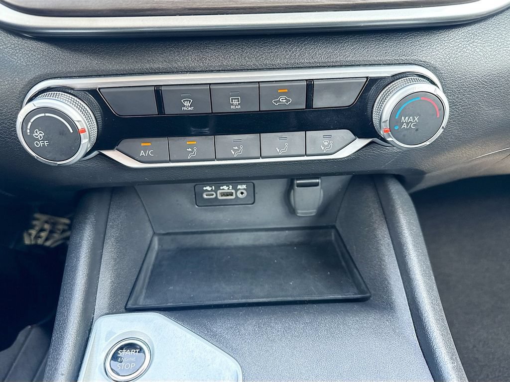 Certified 2025 Nissan Altima 2.5 SV FWD image 16