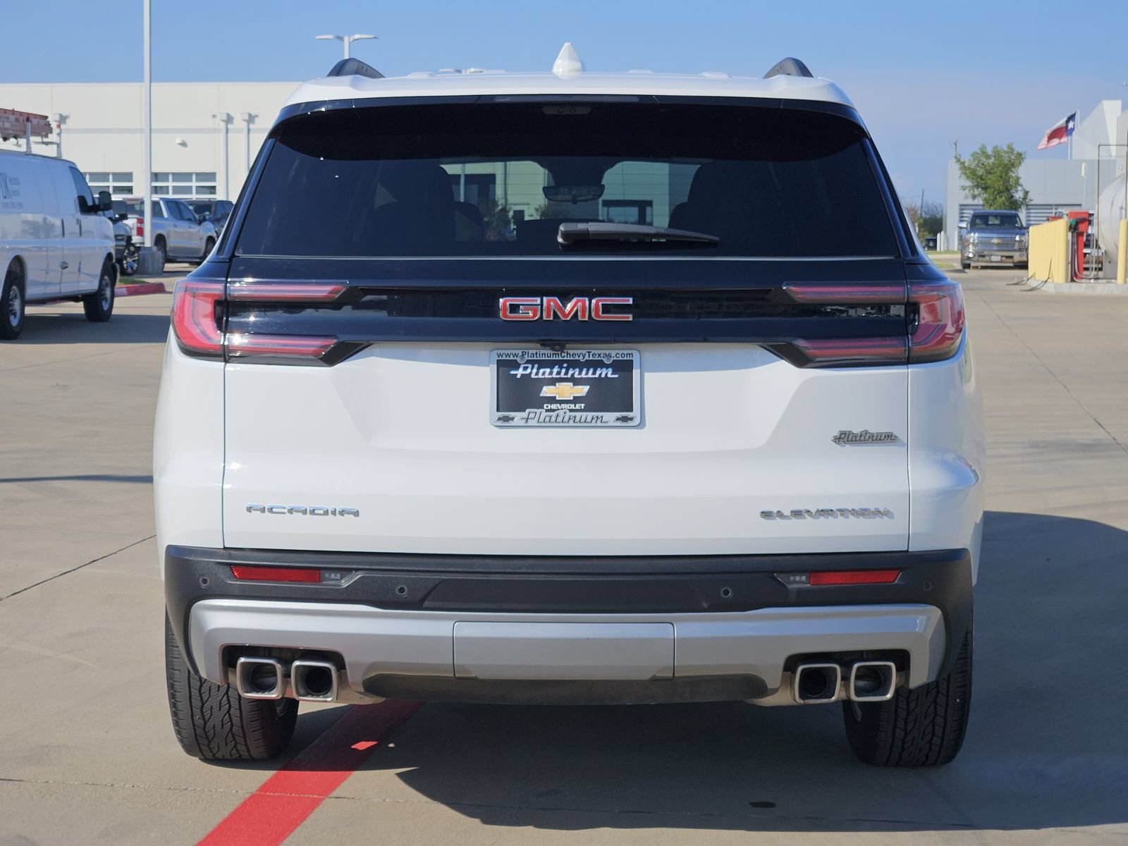 Certified 2026 GMC Acadia Elevation w/ Elevation Premium Package FWD image 8