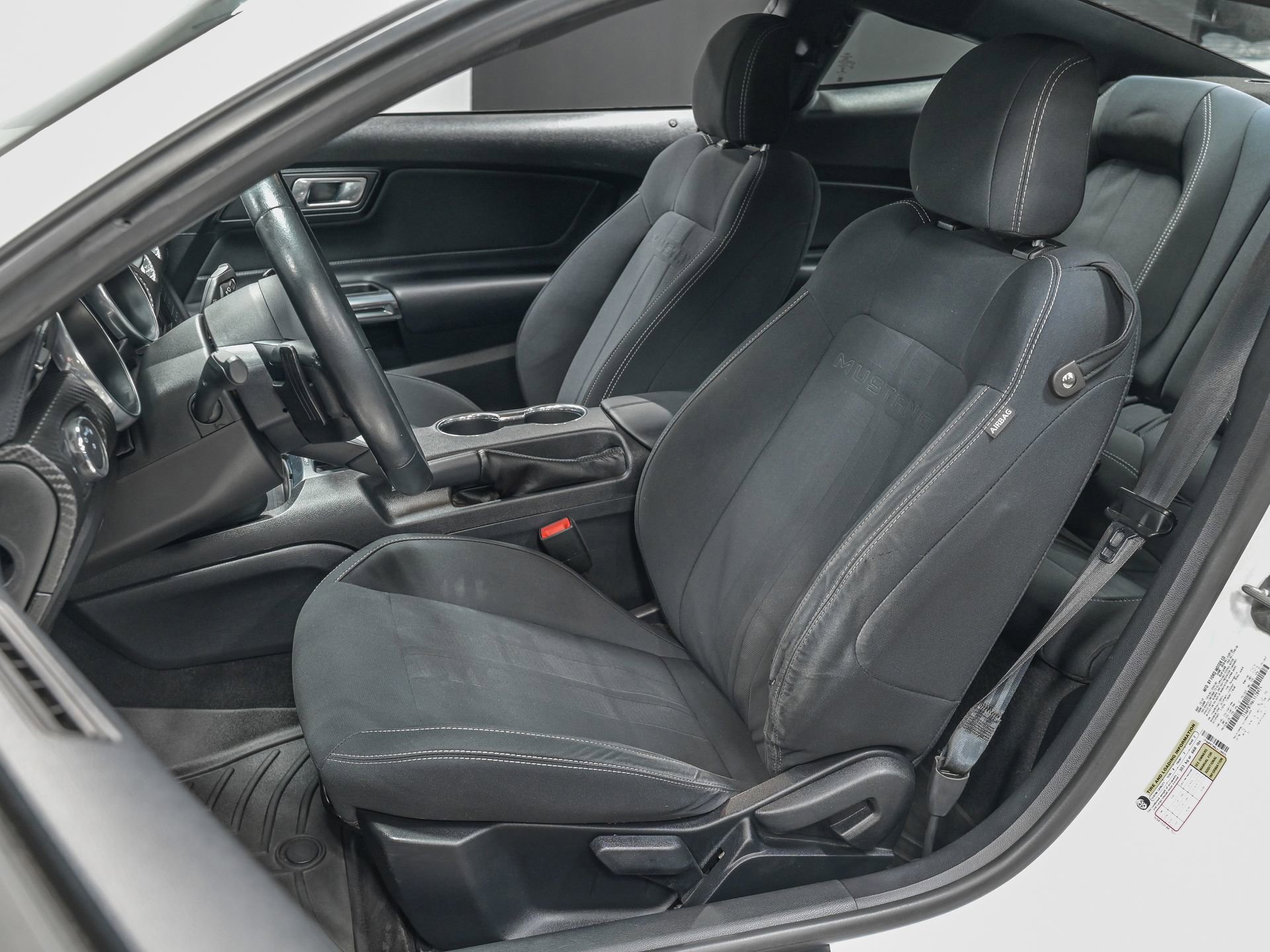 Used 2020 Ford Mustang Coupe RWD image 15