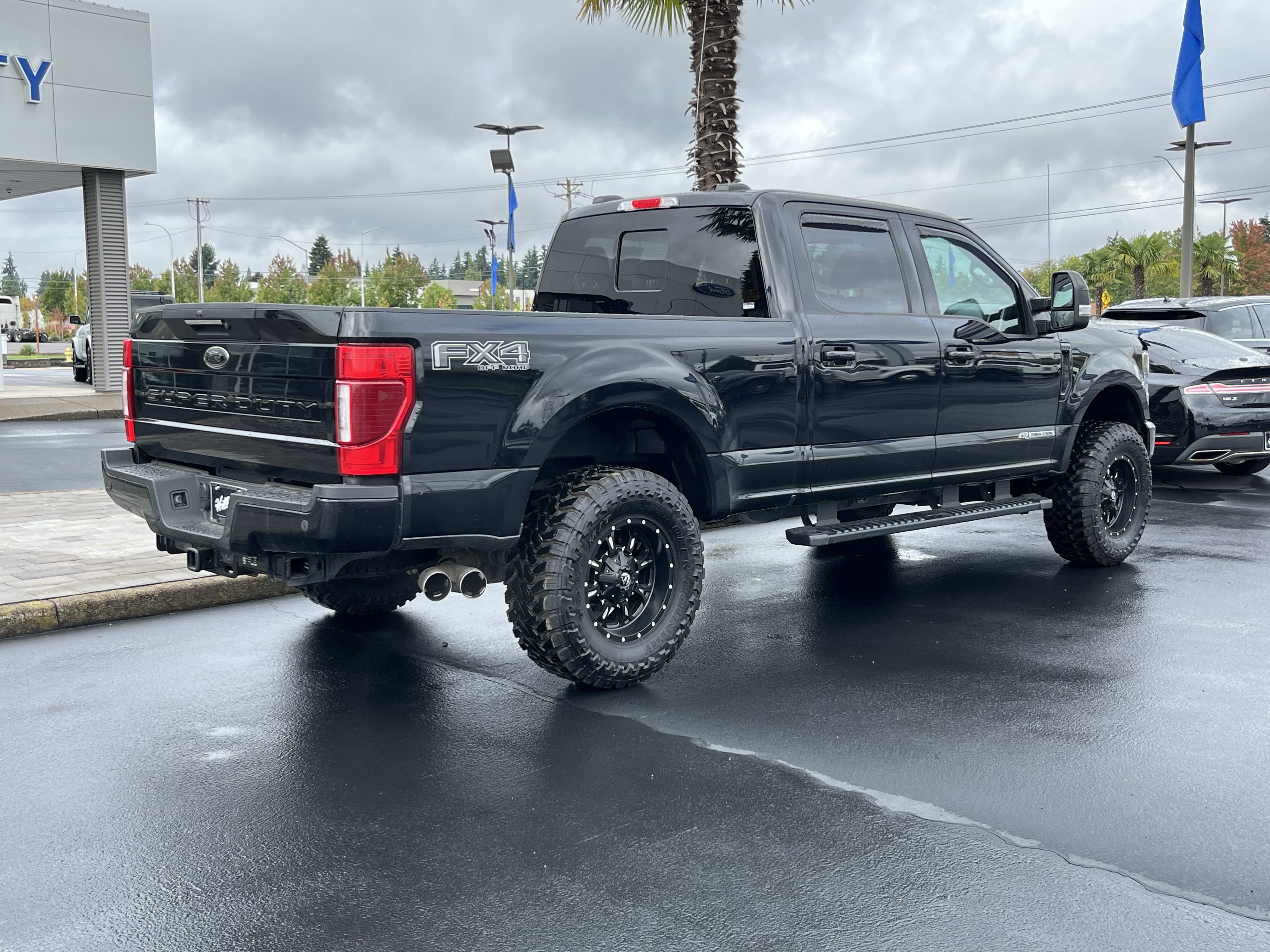 Used 2021 Ford F250 Lariat image 4