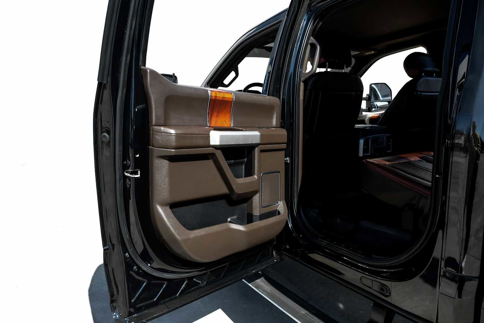 Used 2022 Ford F450 King Ranch w/ King Ranch Ultimate Package image 44