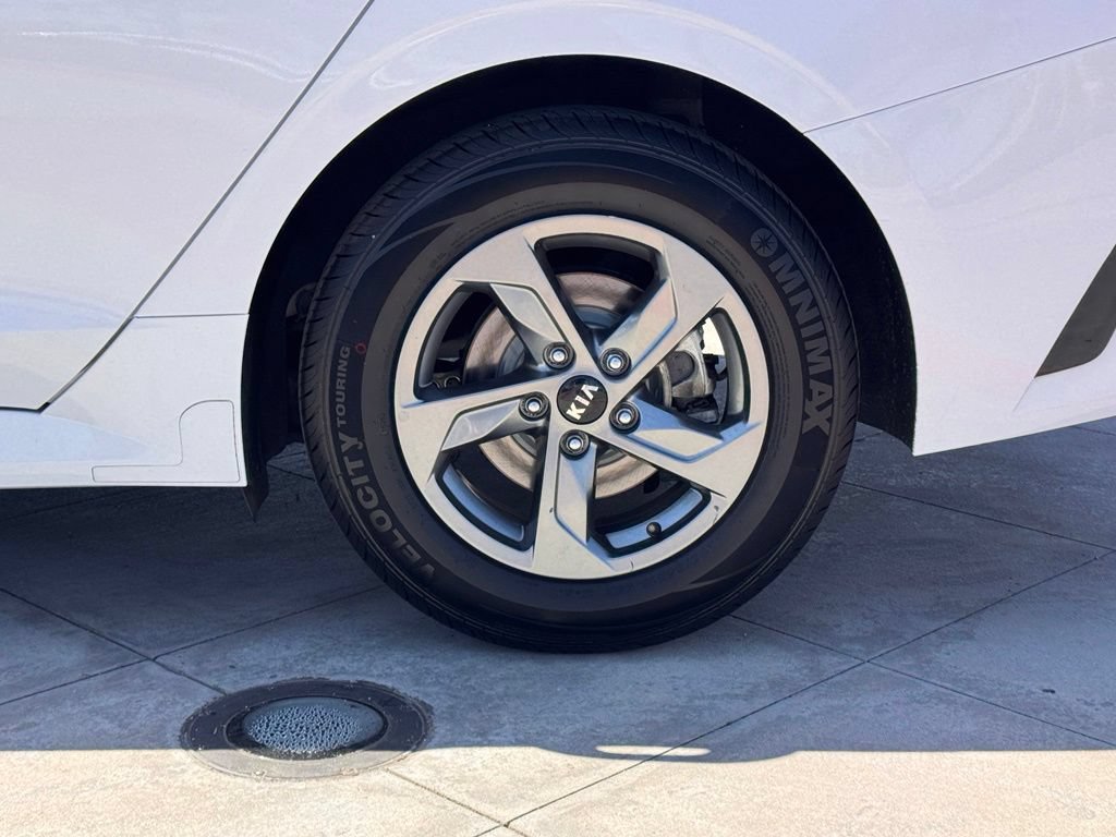 Used 2021 Kia K5 LXS FWD image 10
