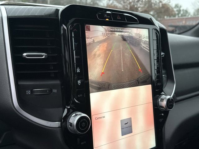 New 2026 RAM 1500 4x4 Crew Cab image 31