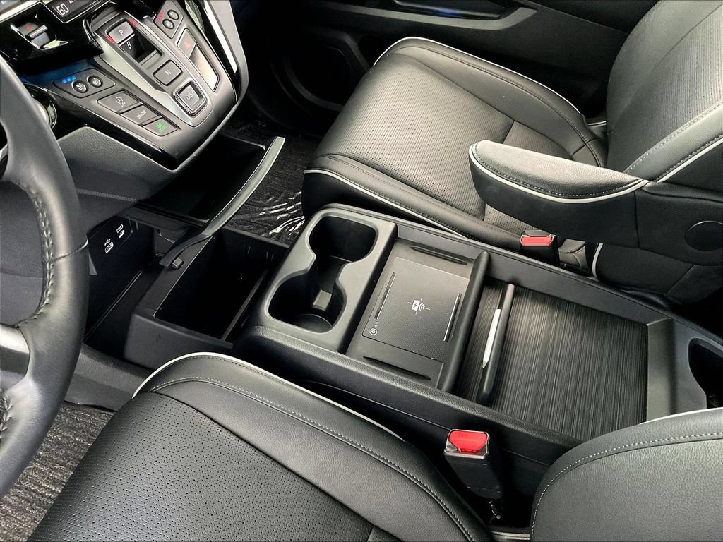 Used 2025 Honda Odyssey Elite image 25