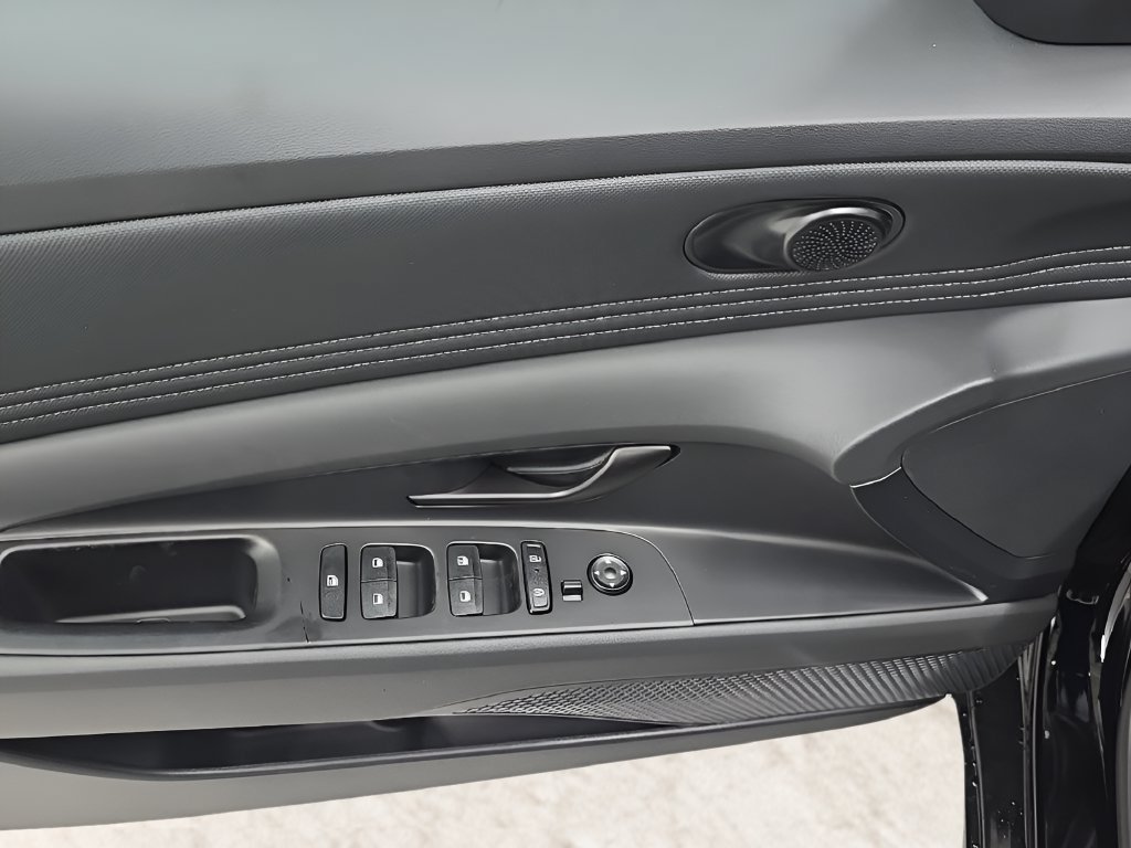 New 2026 Hyundai Elantra SEL Sport FWD image 12
