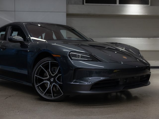 New 2025 Porsche Taycan image 13