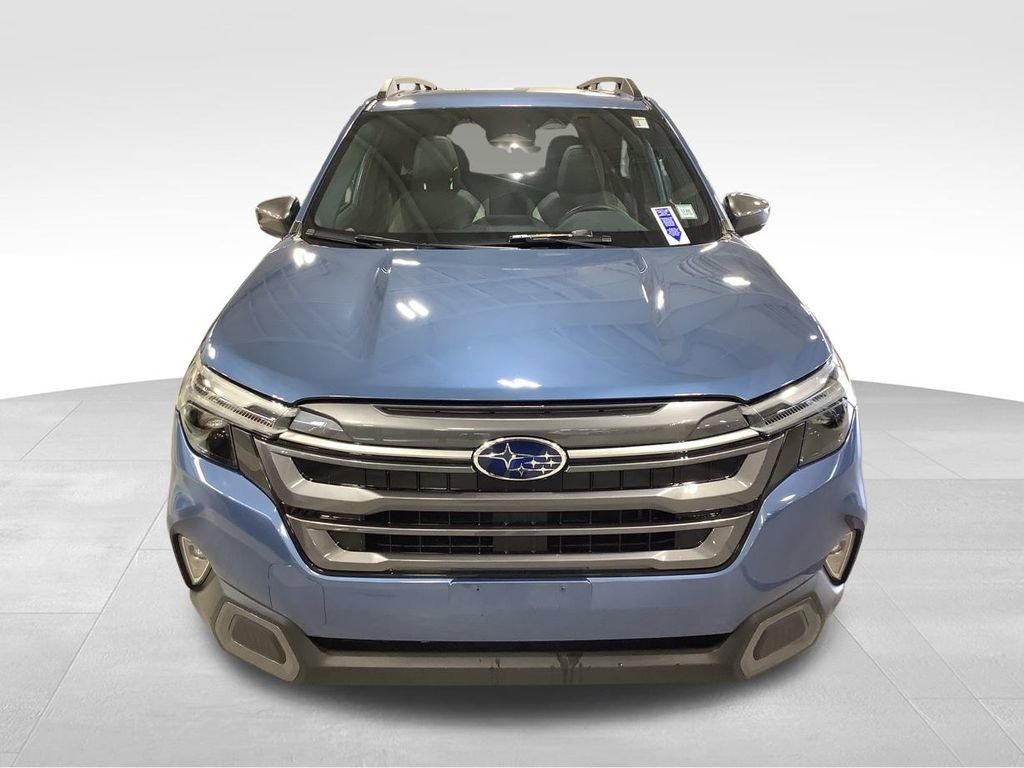 Certified 2025 Subaru Forester Limited image 6