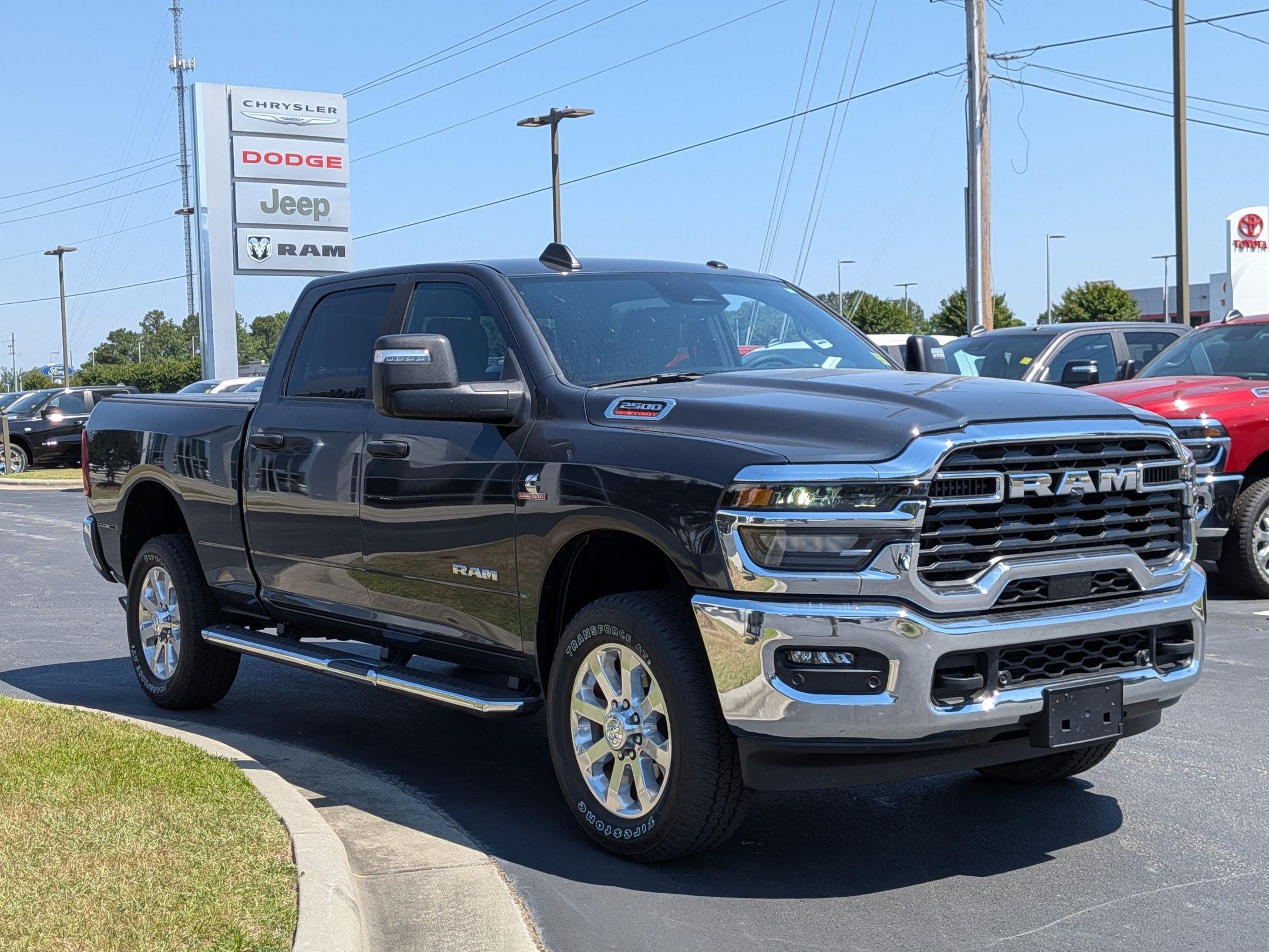 Used 2026 RAM 2500 Big Horn AWD/4WD image 3