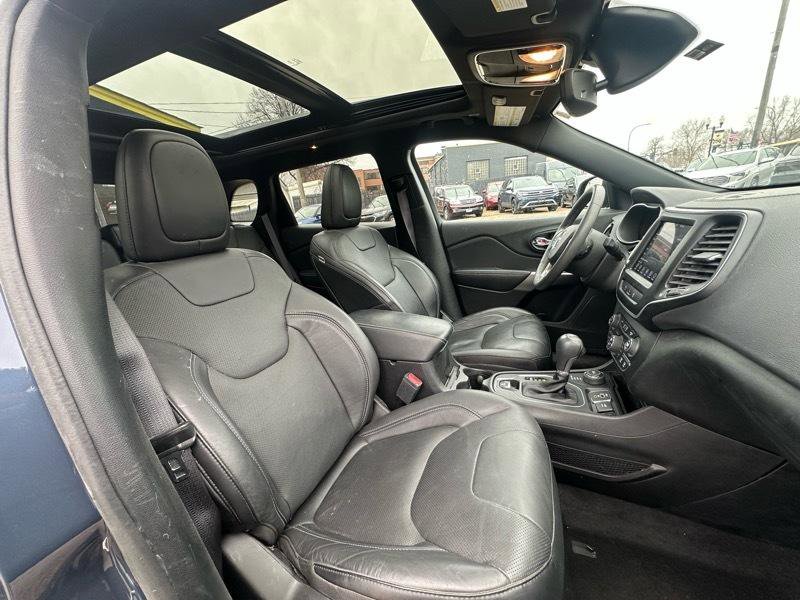 Used 2021 Jeep Cherokee Latitude Lux 80th Anniv w/ Quick Order Package 26U 80TH AWD/4WD image 16