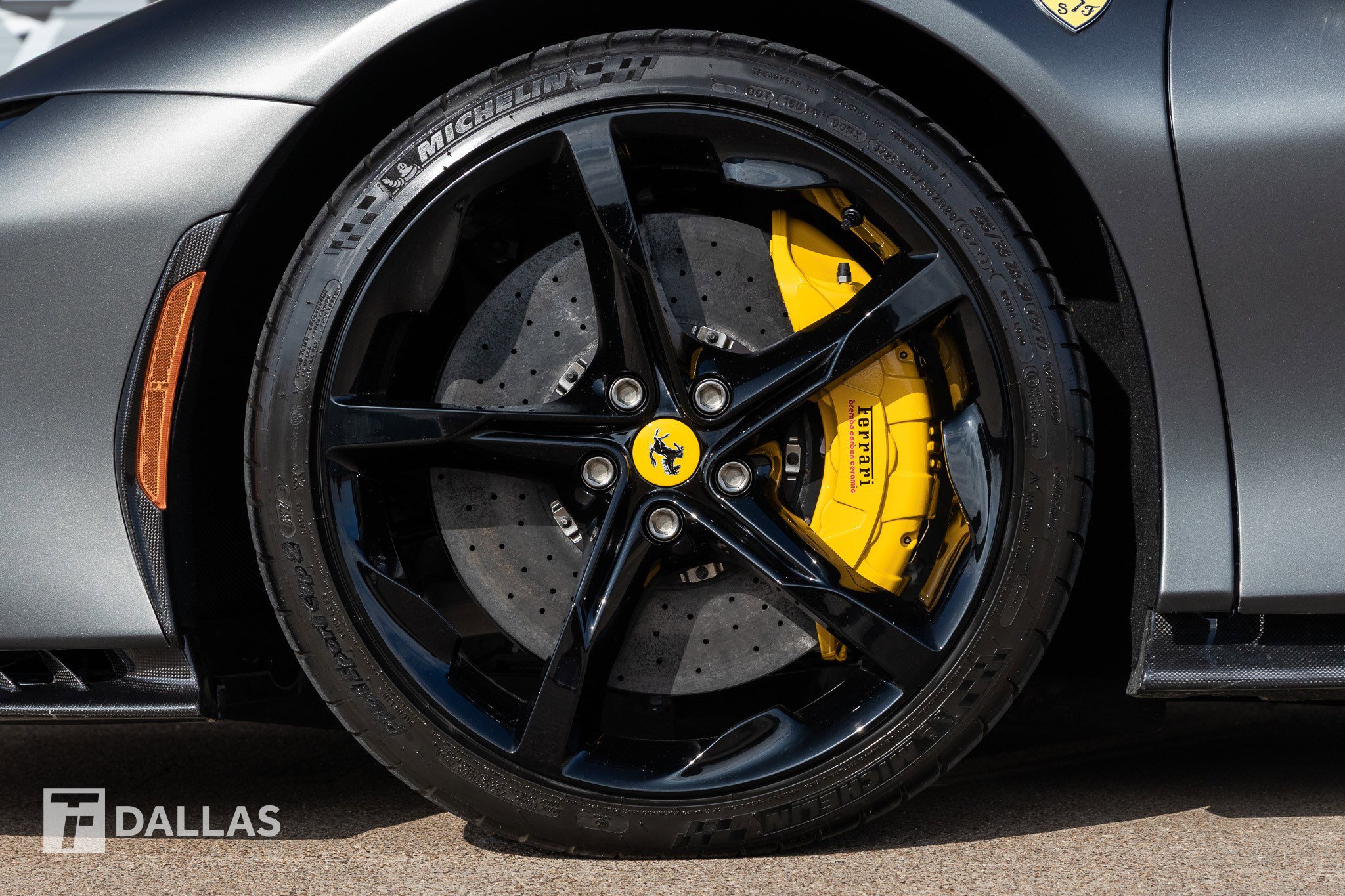 Used 2025 Ferrari SF90 Spider Spider image 10