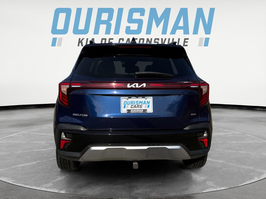 Used 2024 Kia Seltos EX image 5