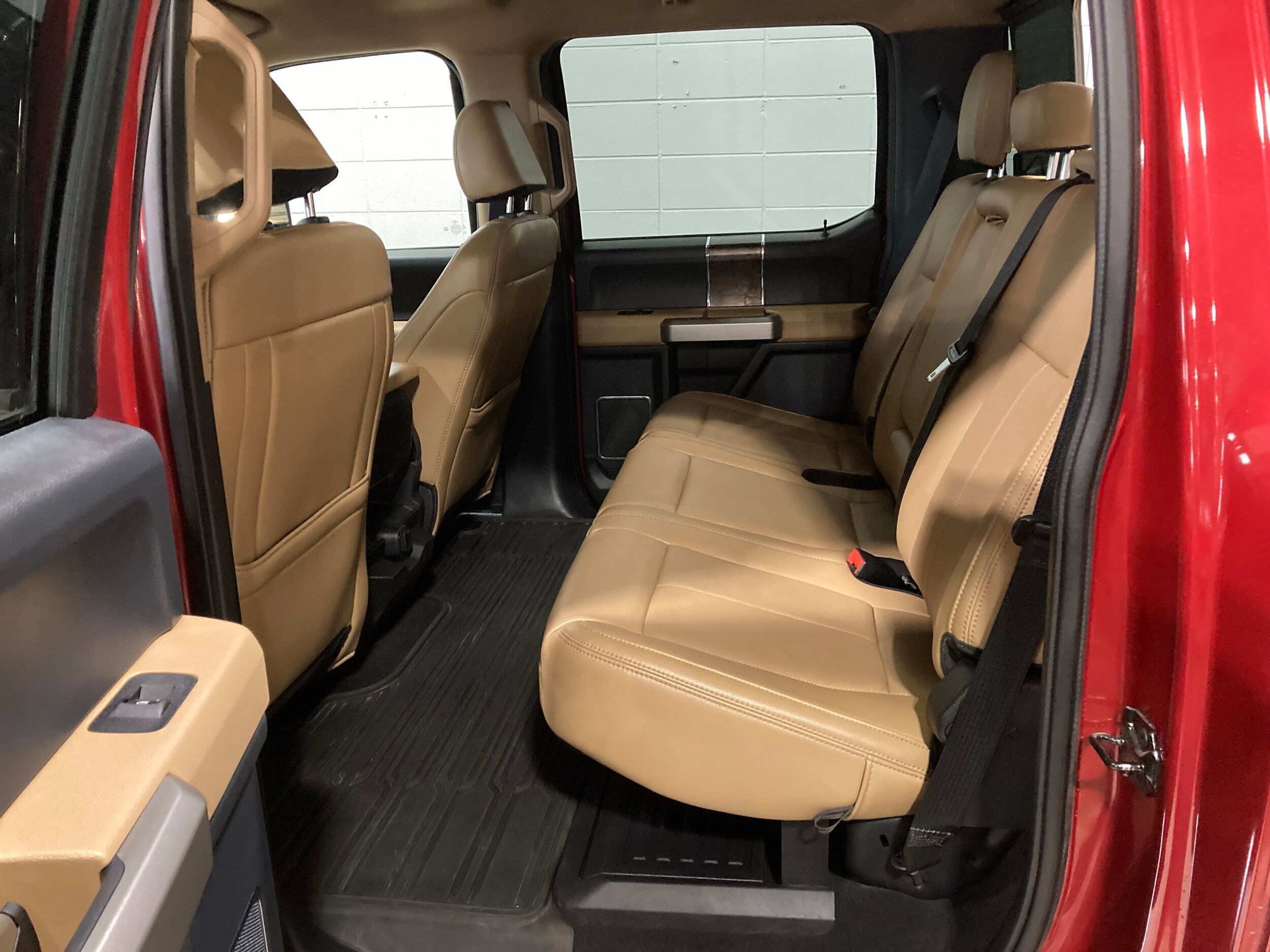 Used 2022 Ford F250 Lariat w/ Lariat Value Package AWD/4WD image 18