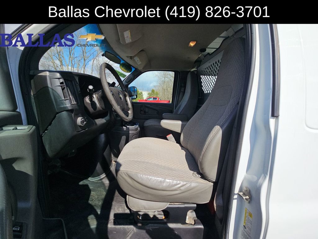 Used 2014 Chevrolet Express 2500 image 20