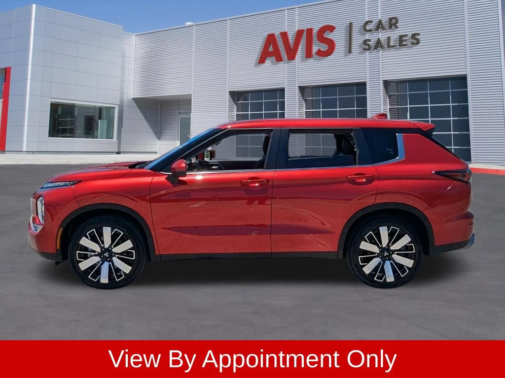Used 2025 Mitsubishi Outlander SE FWD image 10
