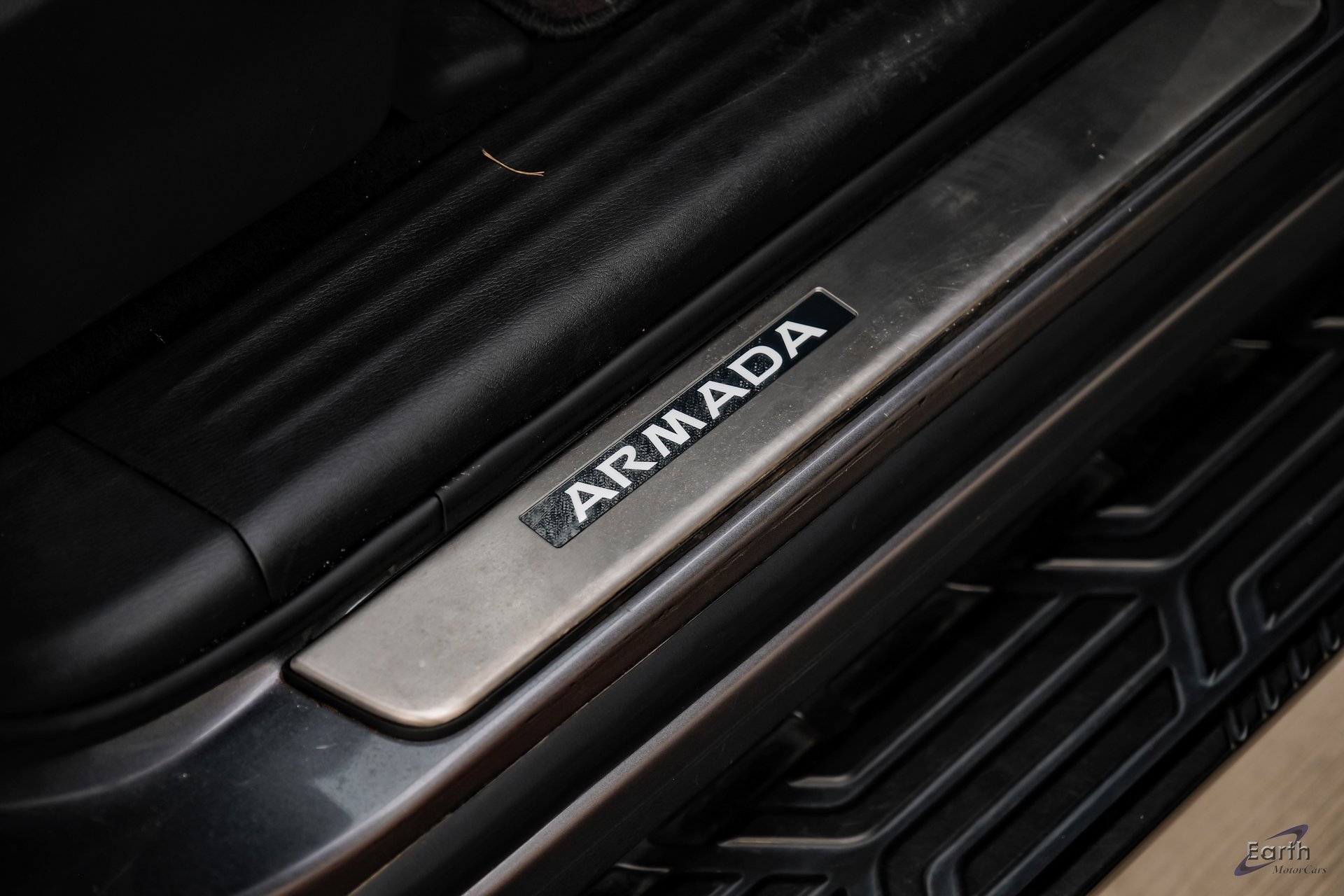 Used 2021 Nissan Armada SL w/ Captain's Chairs Package image 45