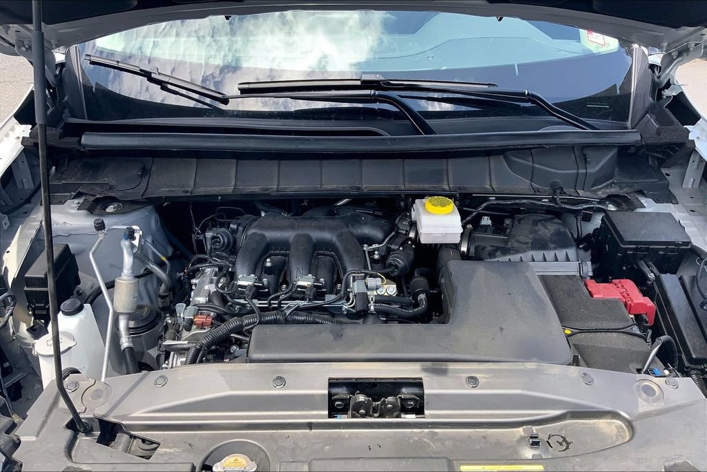 Used 2025 Nissan Pathfinder SL FWD image 22