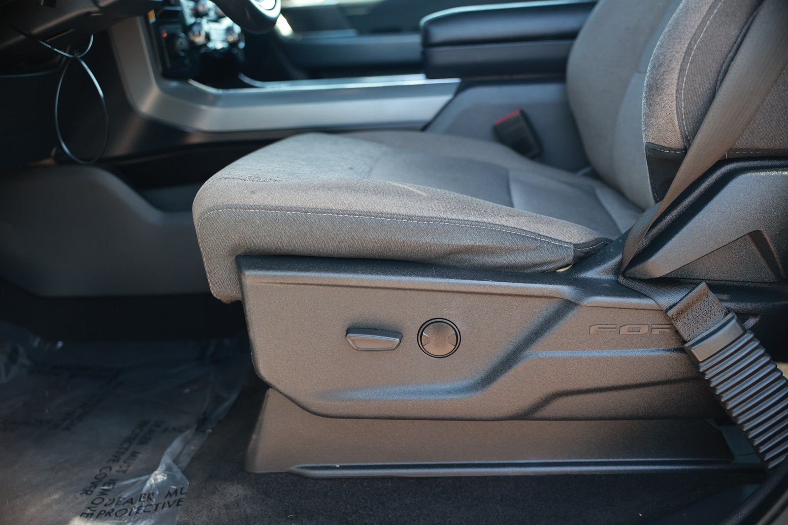 Used 2024 Ford F150 XLT w/ Mobile Office Package AWD/4WD image 18