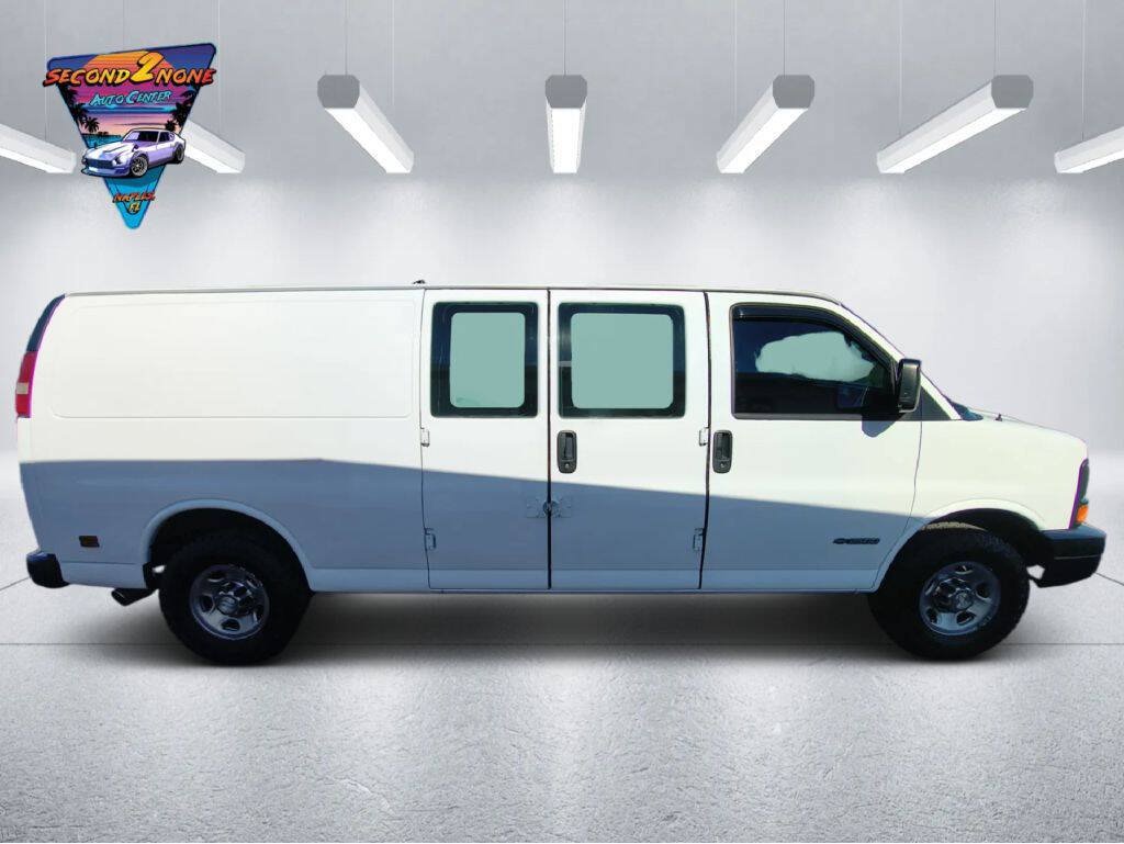 Used 2005 Chevrolet Express 2500 Extended RWD image 4