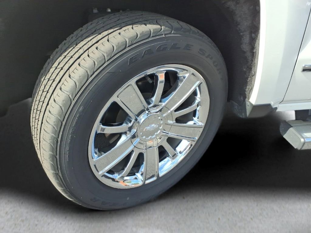 Used 2018 Chevrolet Silverado 1500 High Country image 9