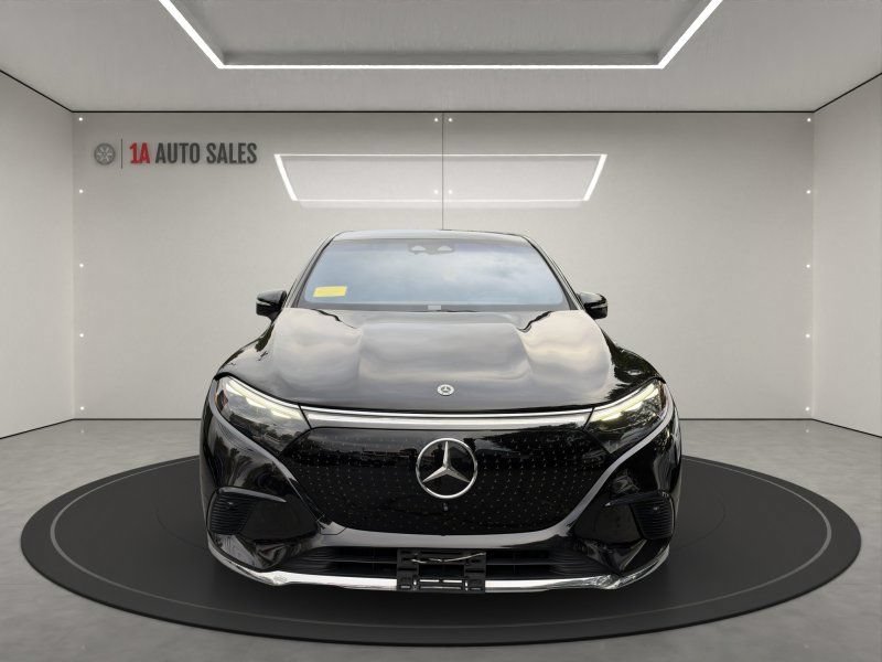 Used 2023 Mercedes-Benz EQS 450+ 4MATIC SUV w/ Exclusive Trim Package image 8