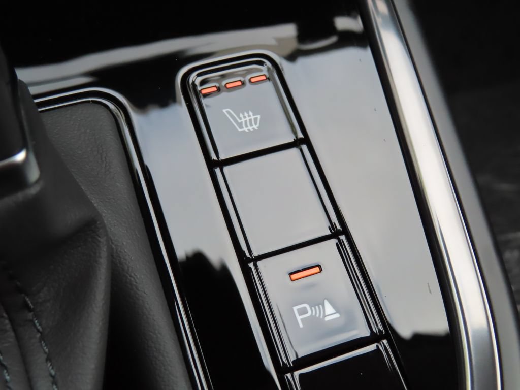 New 2026 Kia Niro EX FWD image 10
