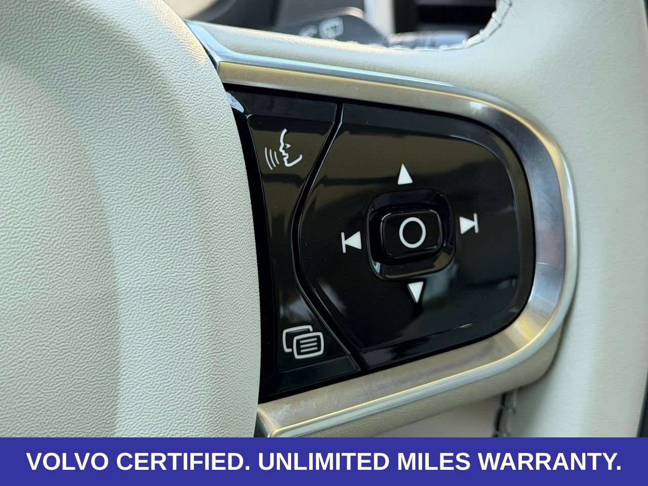 Certified 2024 Volvo XC90 T8 Ultimate AWD/4WD image 18