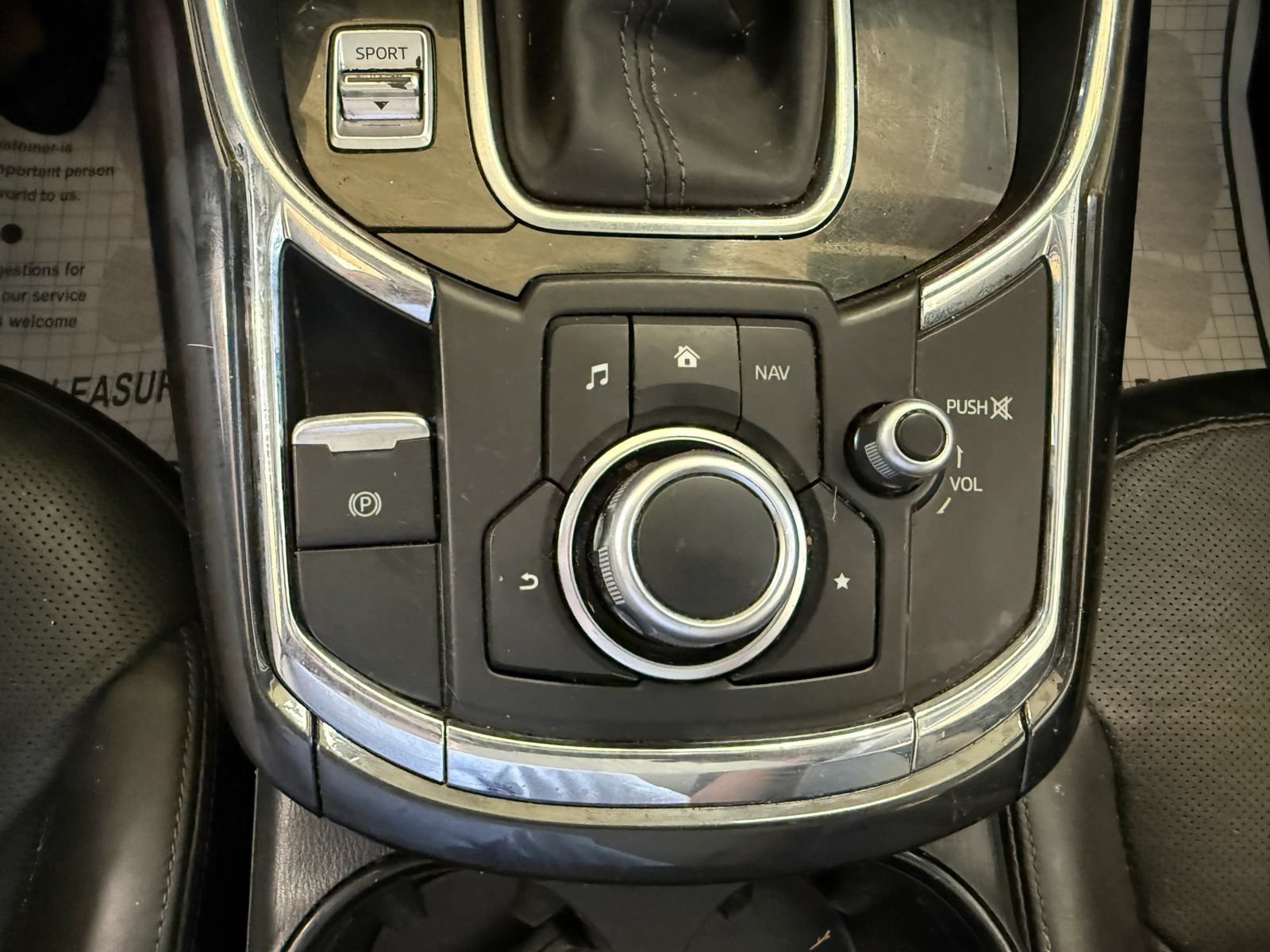 Used 2017 MAZDA CX-9 Touring FWD image 15