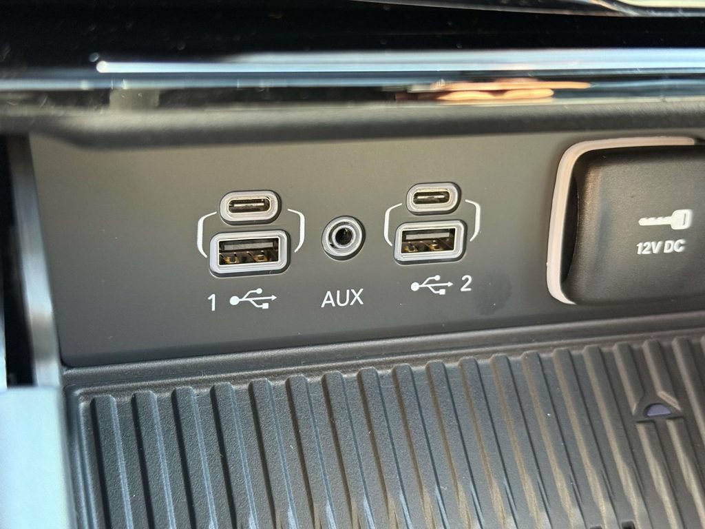New 2027 Jeep Grand Cherokee Limited w/ Limited Altitude Package AWD/4WD image 29
