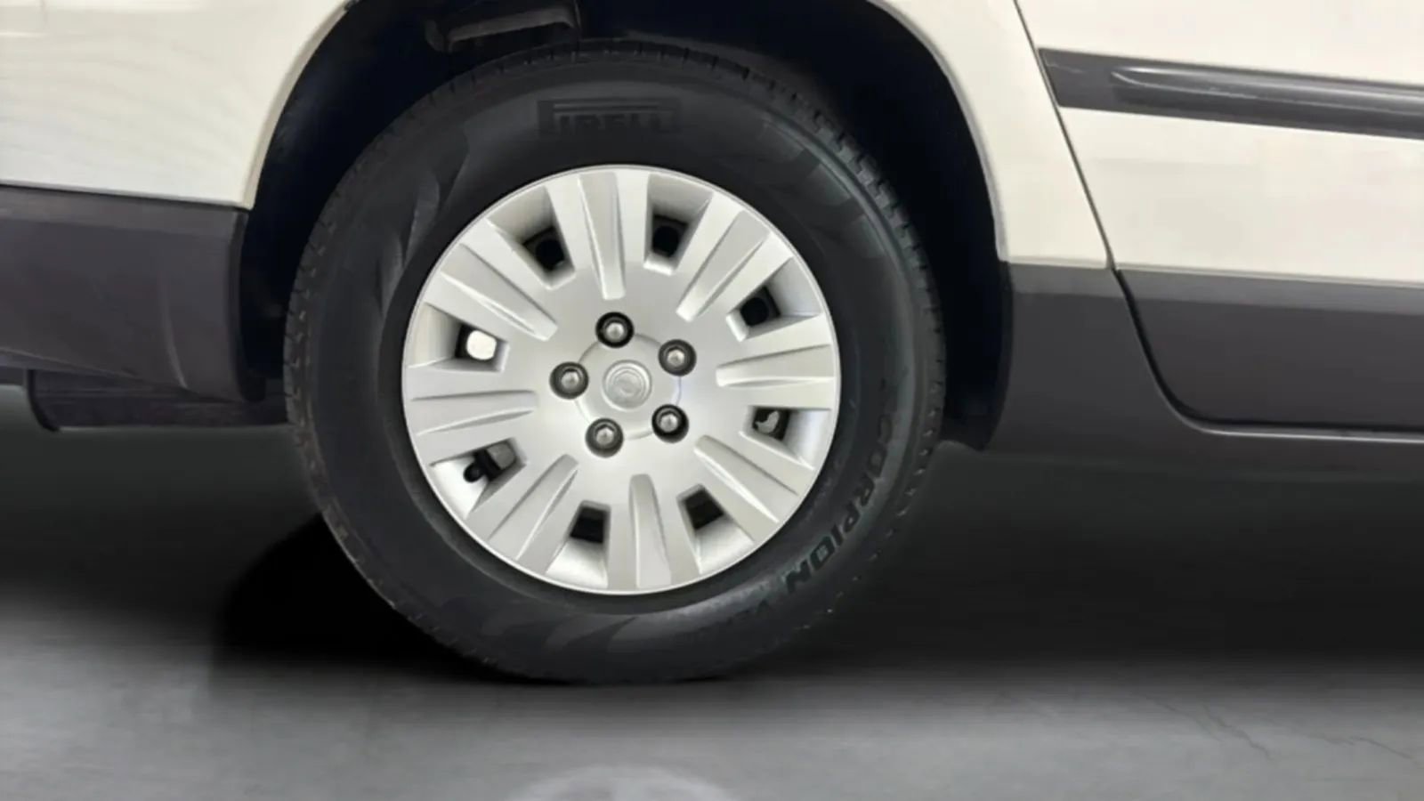 Used 2005 Chrysler Pacifica 2WD image 33
