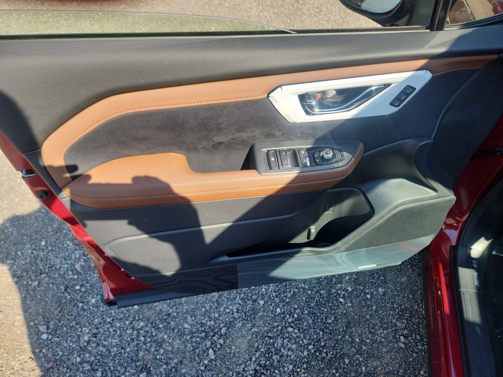 New 2025 Subaru Forester Touring w/ Touring Package image 12