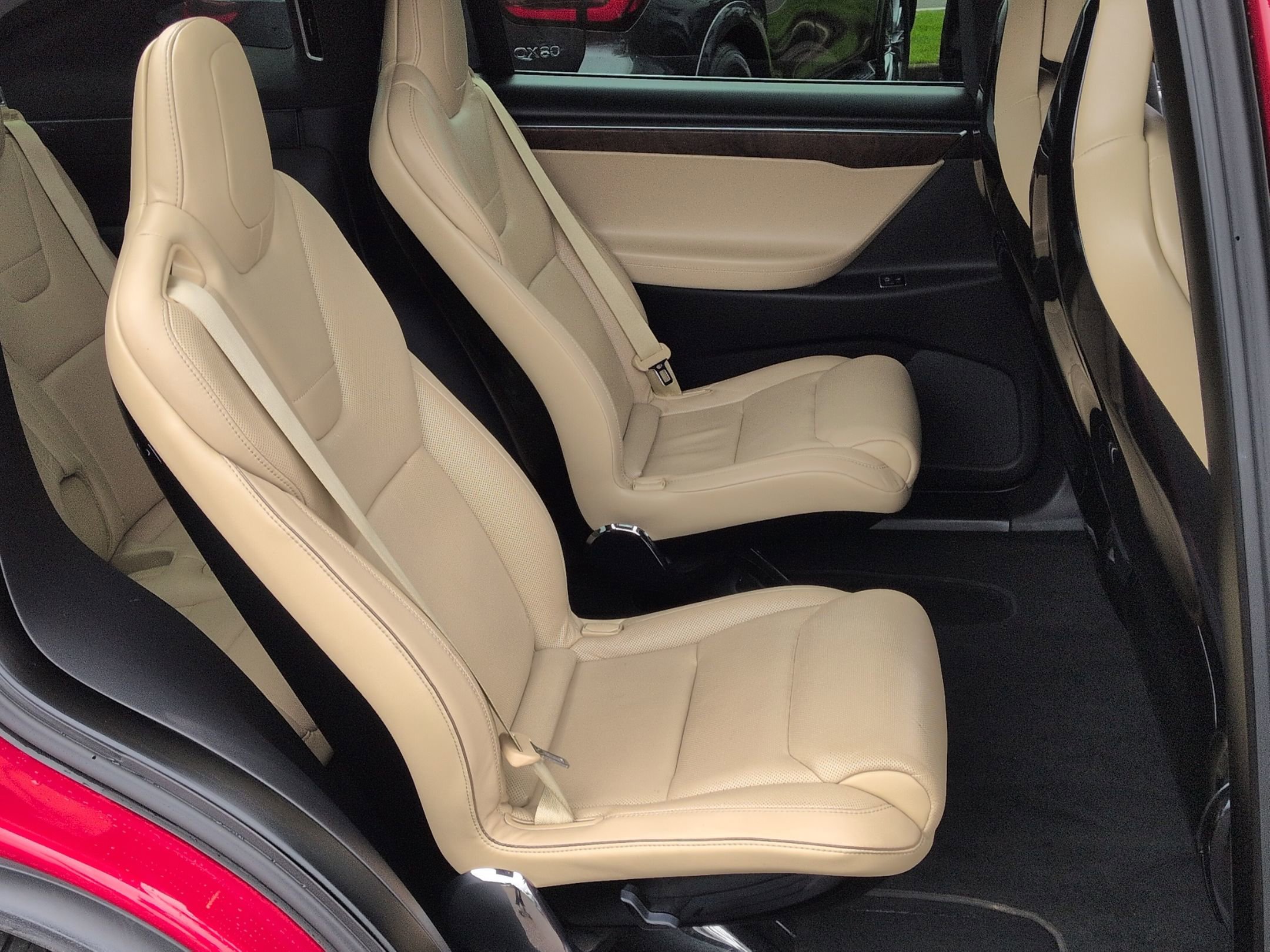 Used 2016 Tesla Model X 90D image 27