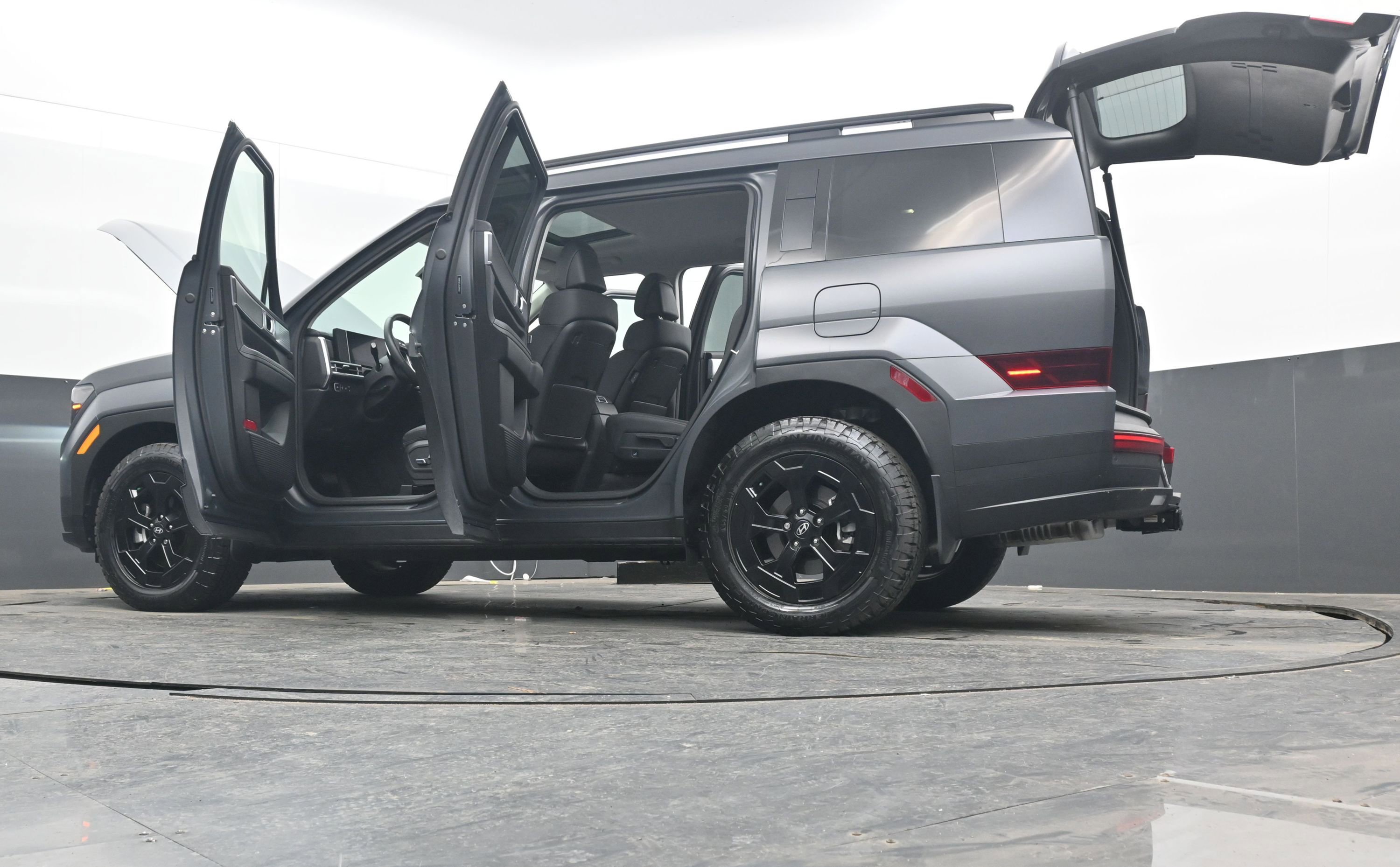 Used 2025 Hyundai Santa Fe XRT image 40