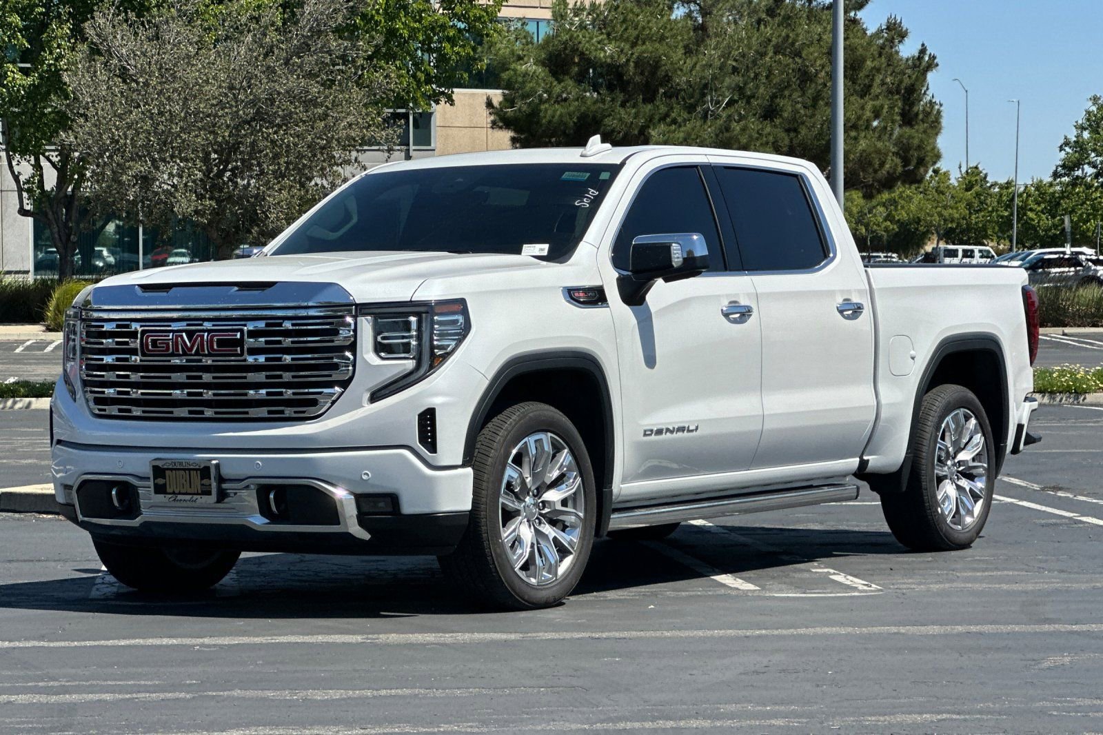 Used 2025 GMC Sierra 1500 Denali w/ Denali Reserve Package image 8