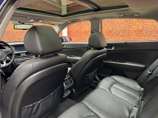 Used 2016 Kia Optima EX w/ Premium Package image 25