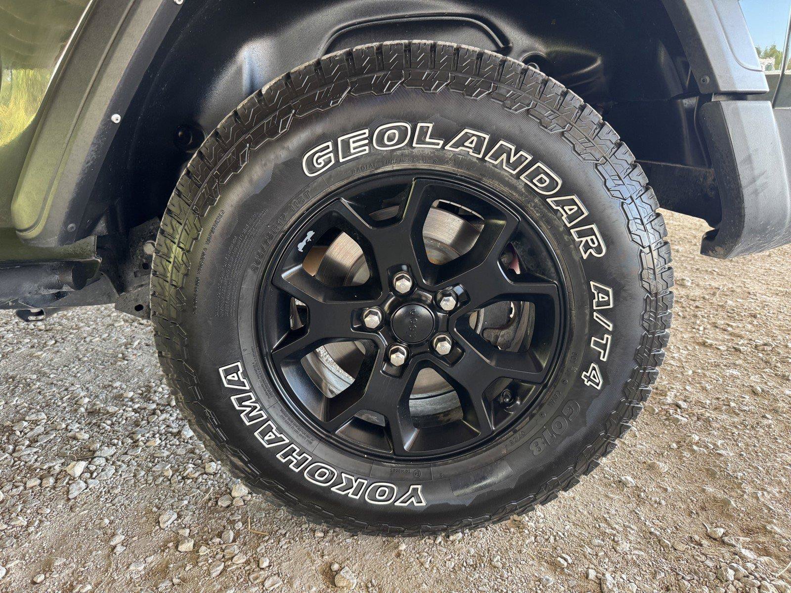 Used 2021 Jeep Wrangler Sport AWD/4WD image 38
