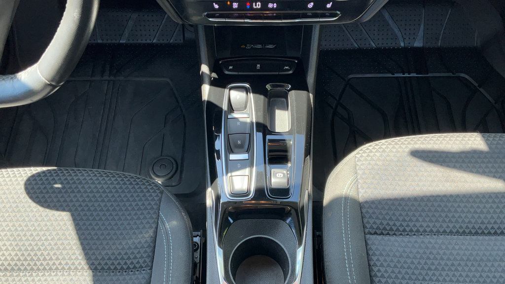 Certified 2023 Chevrolet Bolt EUV LT w/ Comfort Package FWD image 23