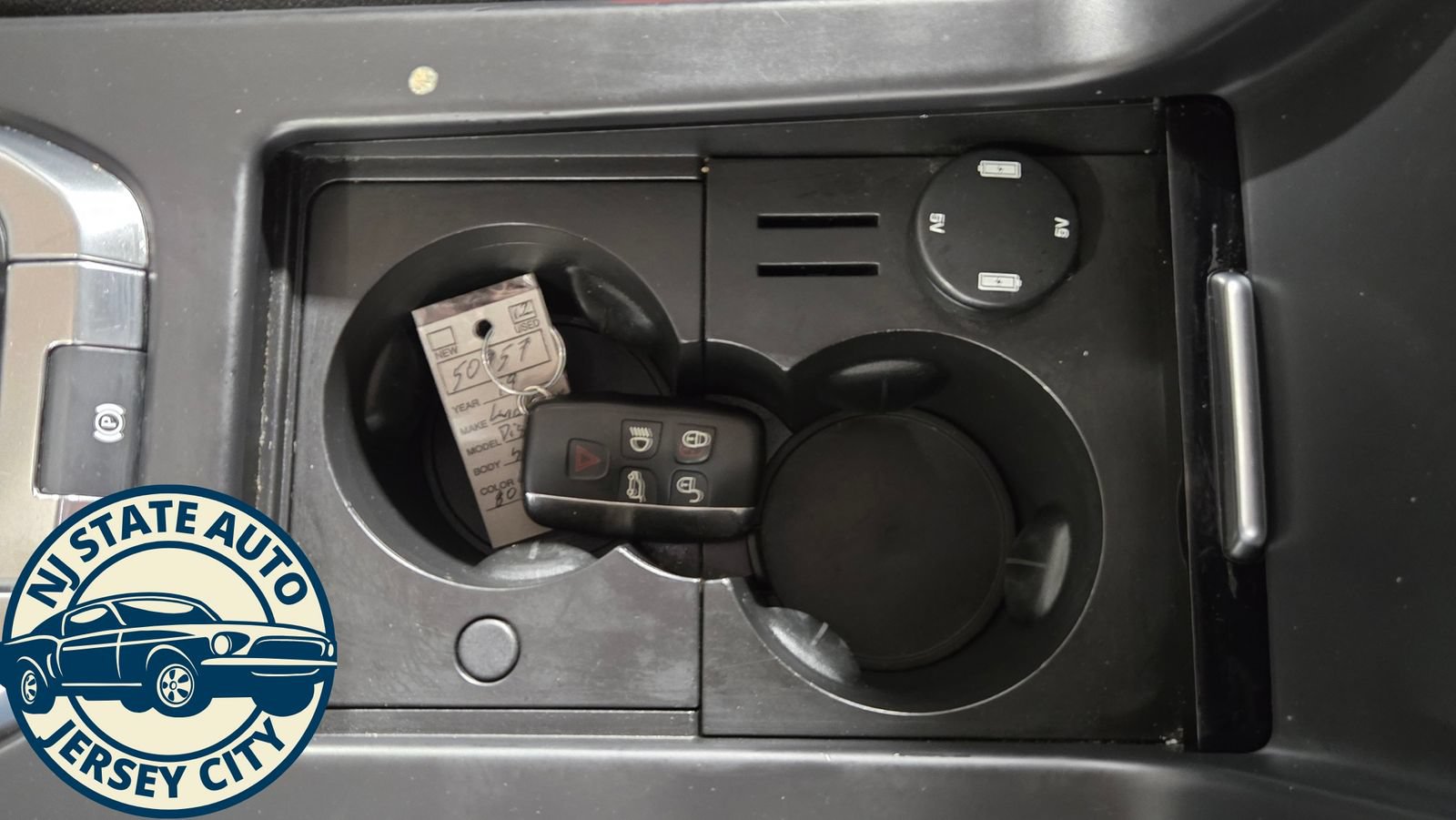 Used 2019 Land Rover Discovery Sport HSE AWD/4WD image 18