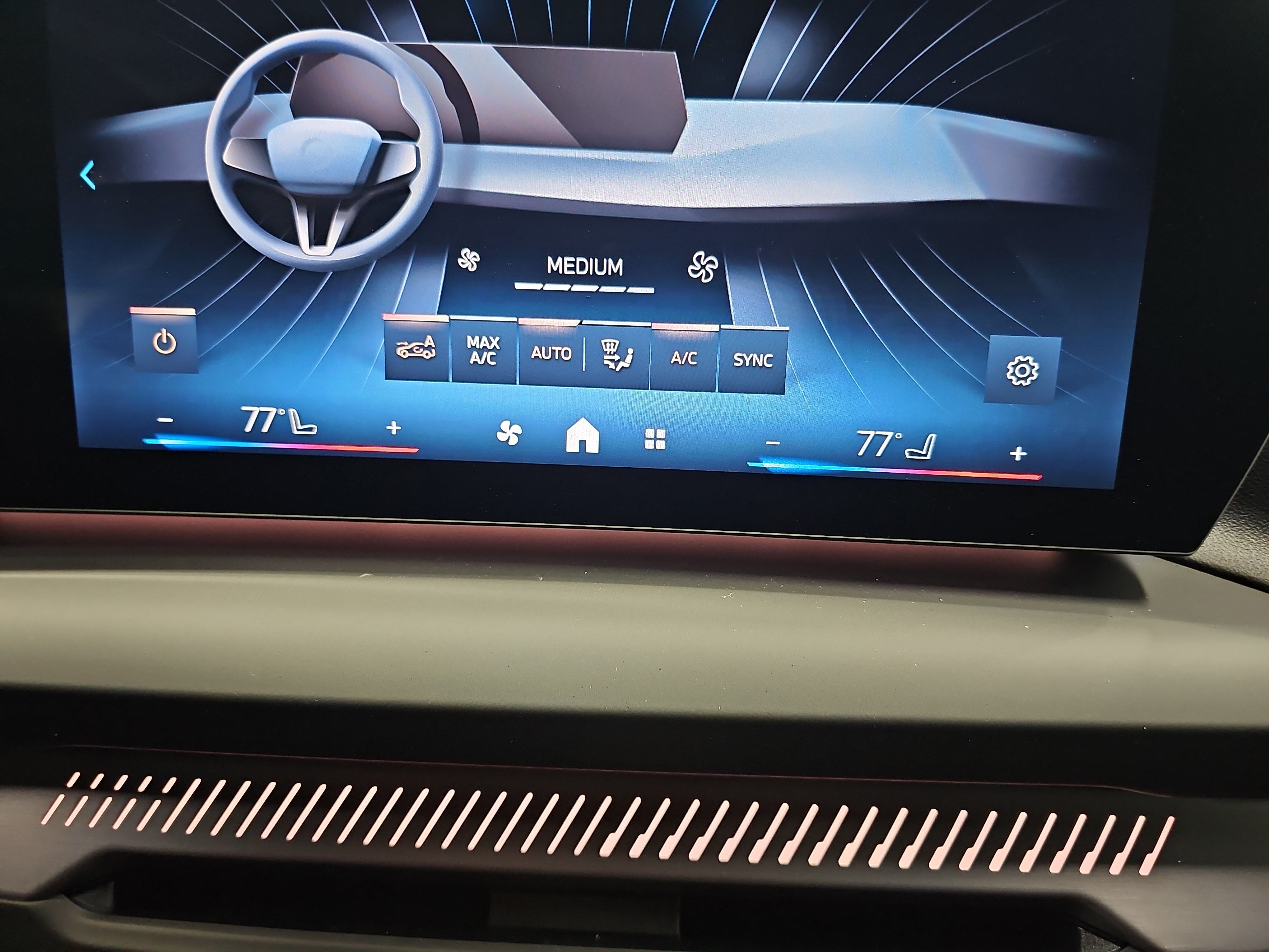 New 2026 BMW 228i w/ Technology Package FWD image 21
