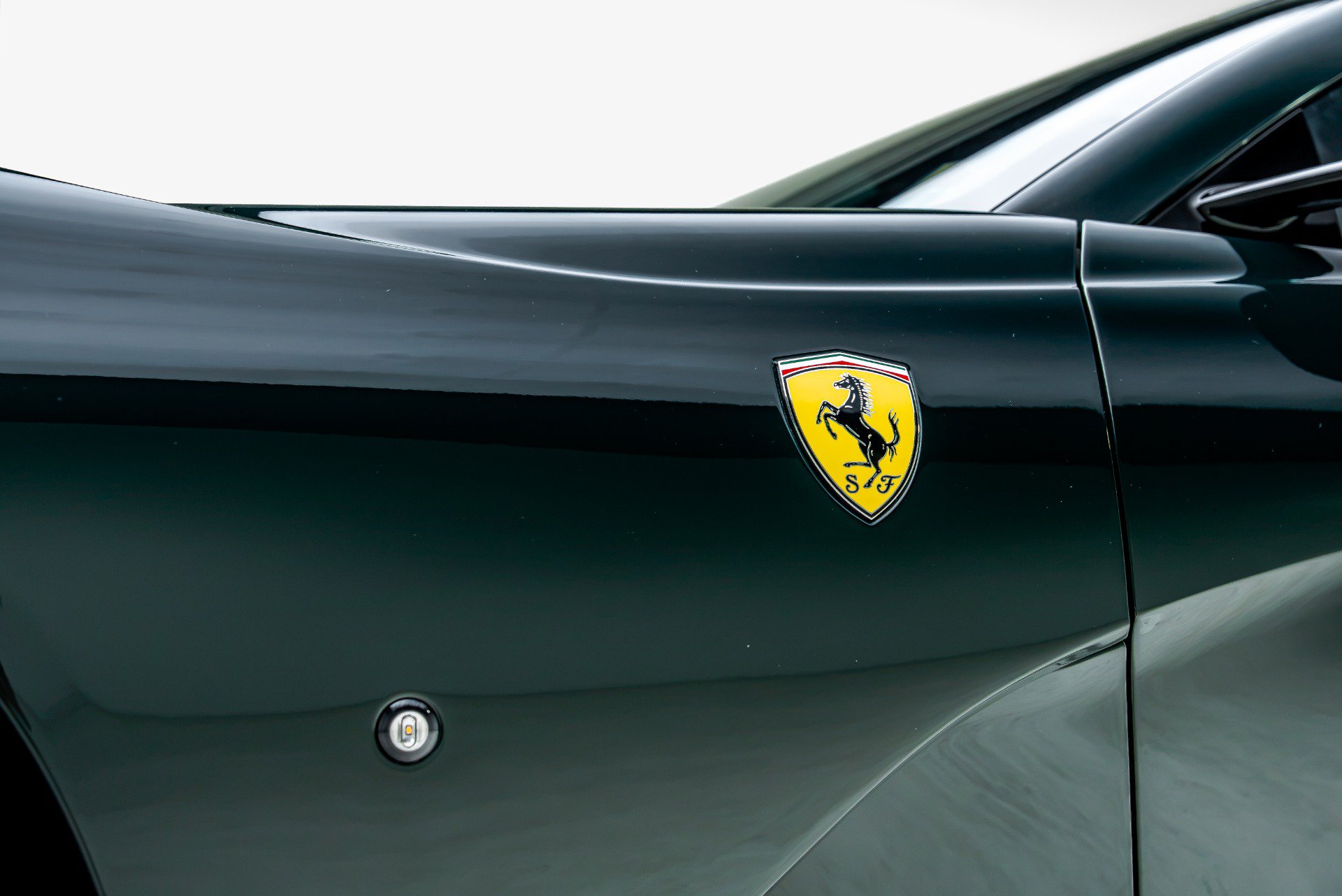 Used 2023 Ferrari 812 GTS RWD image 28