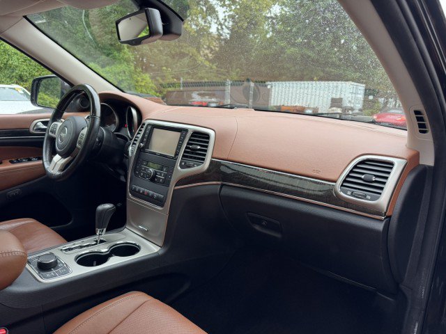 Used 2012 Jeep Grand Cherokee Overland Summit AWD/4WD image 35