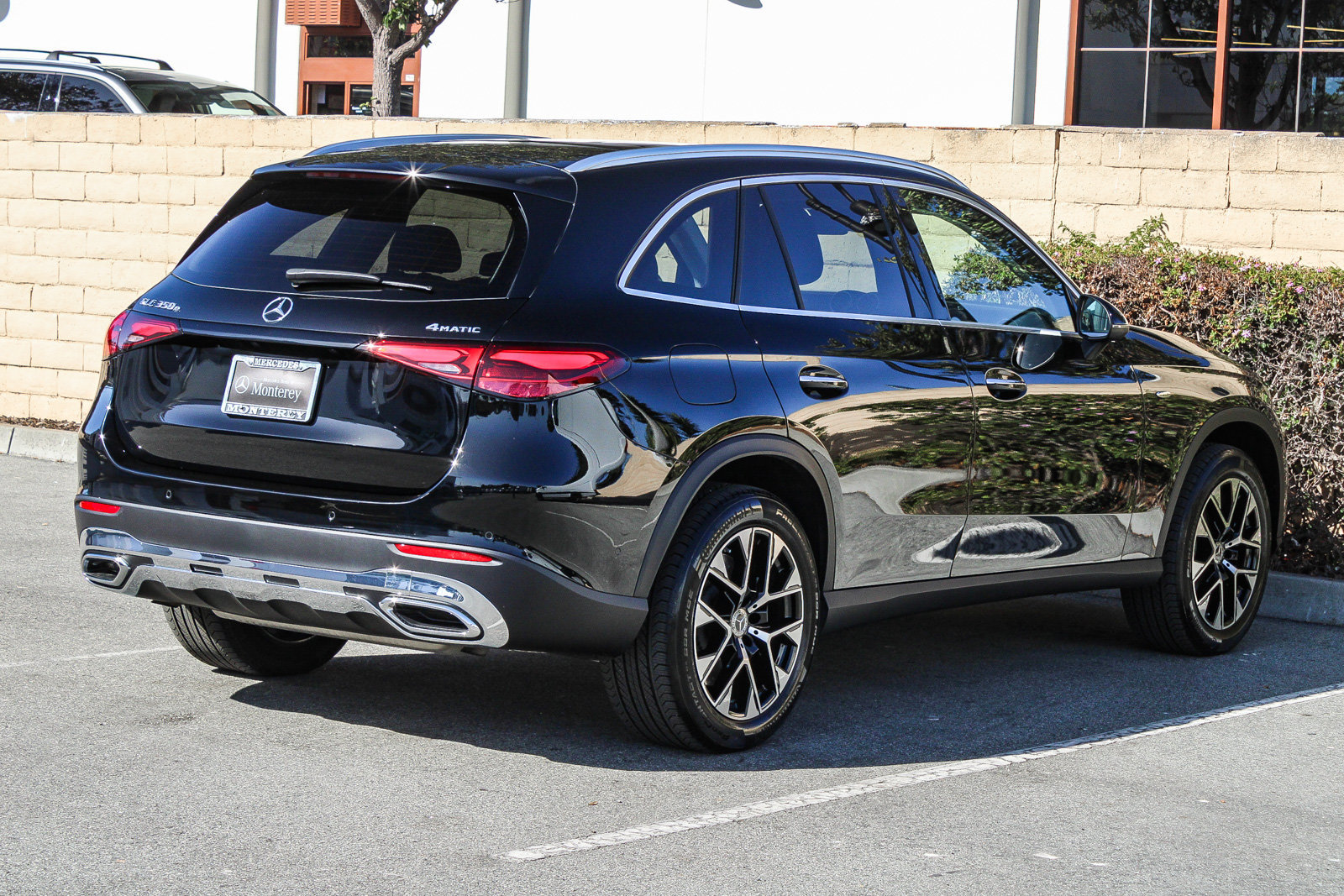 Certified 2025 Mercedes-Benz GLC 350e 4MATIC image 8